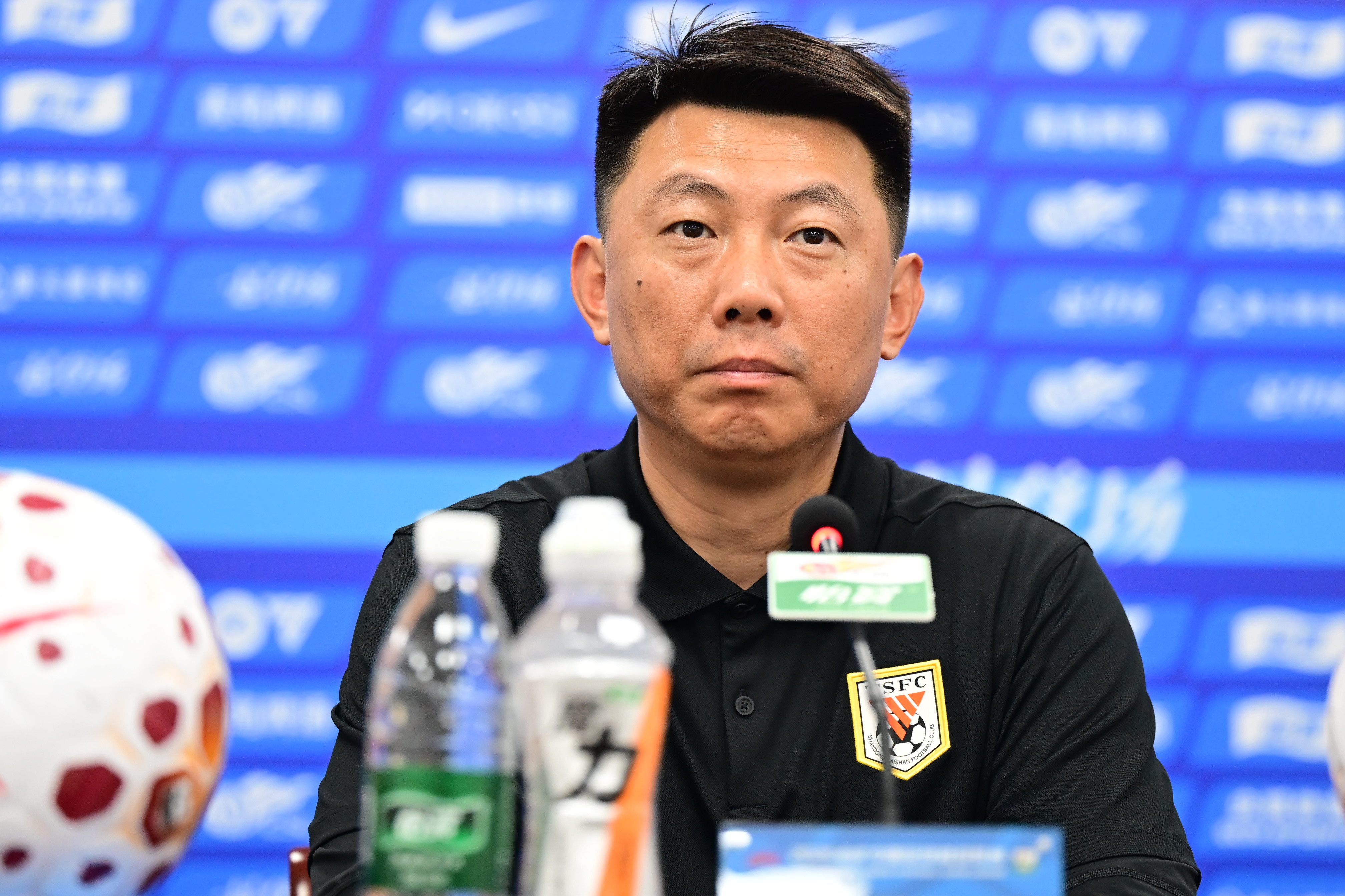 记者谈泰山0-3海港:技战术不在同层次,唐田能力未必比韩鹏好 记者谈泰山0-3海港:技战术不在同层次,唐田能力未必比韩鹏好