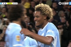 [进球视频] 曼城天才！17岁小将桑巴禁区内兜射弧线死角破门双响！
